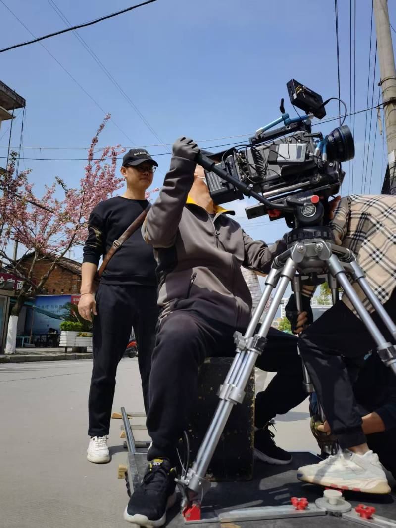 湟中县广告片拍摄：快消品牌爆款之选，网感内容适配社媒传播！